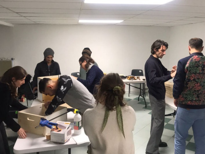 atelier d'initiation à l'ébénisterie et à la revalorisation du bois à l'île-saint-denis en 2023