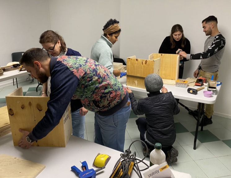 atelier d'initiation à l'ébénisterie et à la revalorisation du bois à L'île-Saint-Denis en 2023